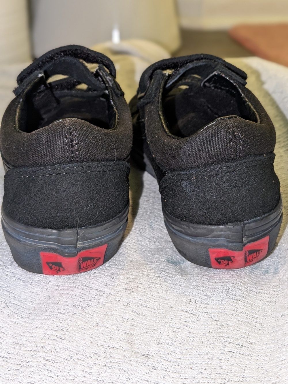 Vans Little Kids Old Skool V Shoe - Blackout - Picture 6 of 8